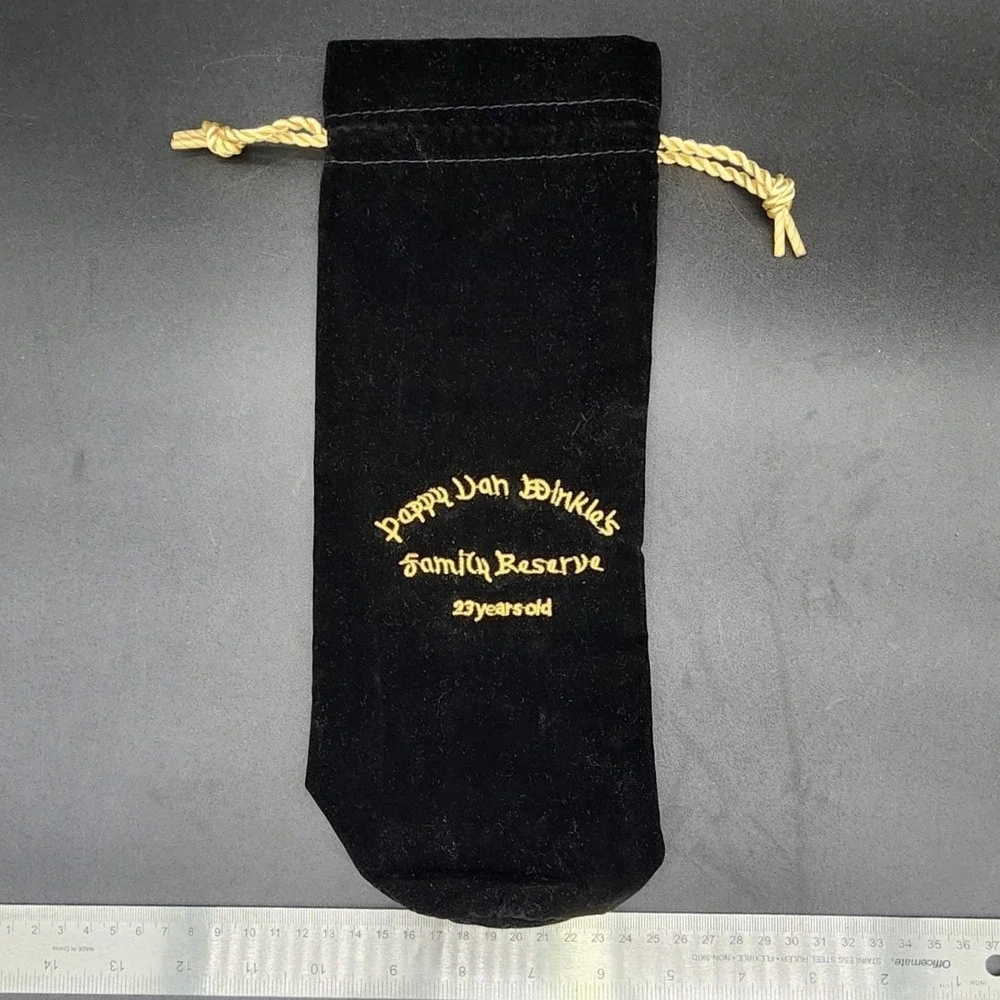 Pappy Van Winkle Black Velvet Bottle Bag Family Reserve 23 Year Bourbon Pouch